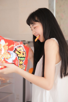 日韩精品一卡2卡三卡4卡乱码天下